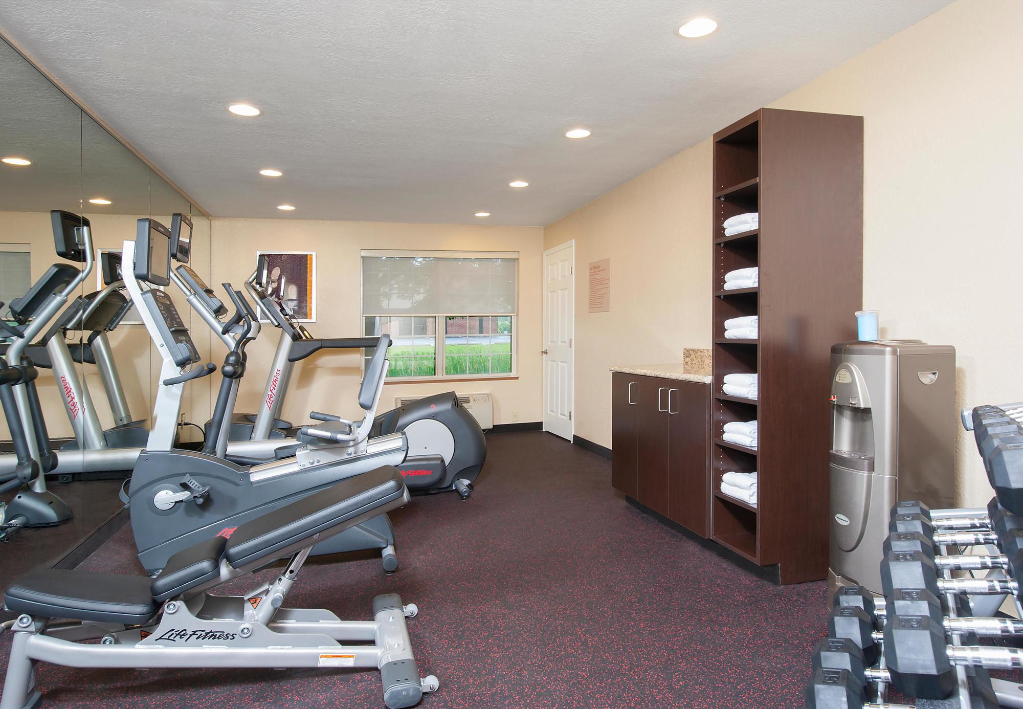 Towneplace Suites Indianapolis Park 100 Kültér fotó
