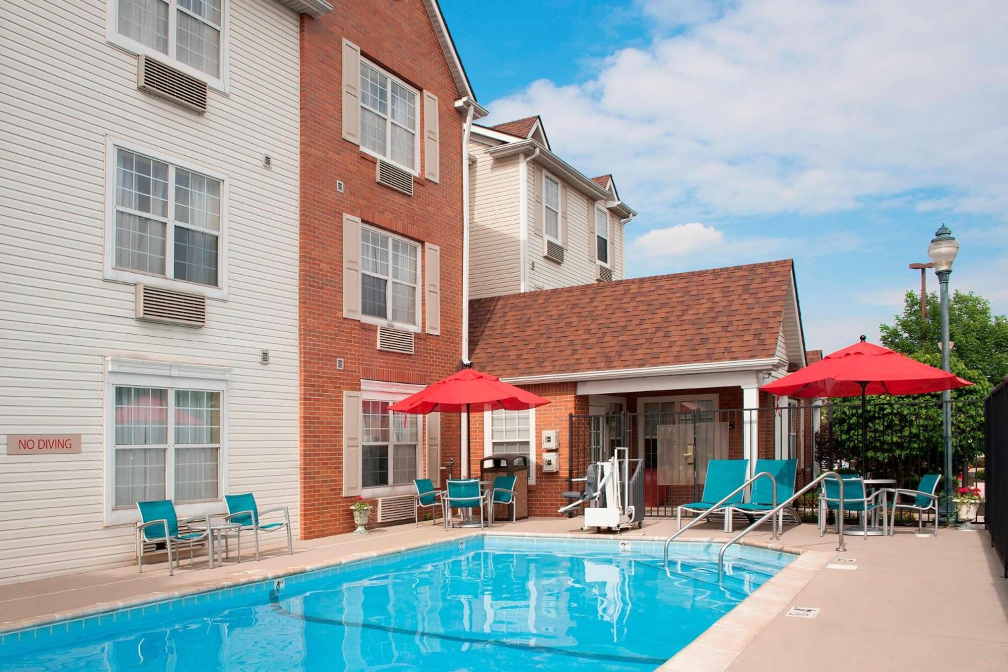 Towneplace Suites Indianapolis Park 100 Kültér fotó