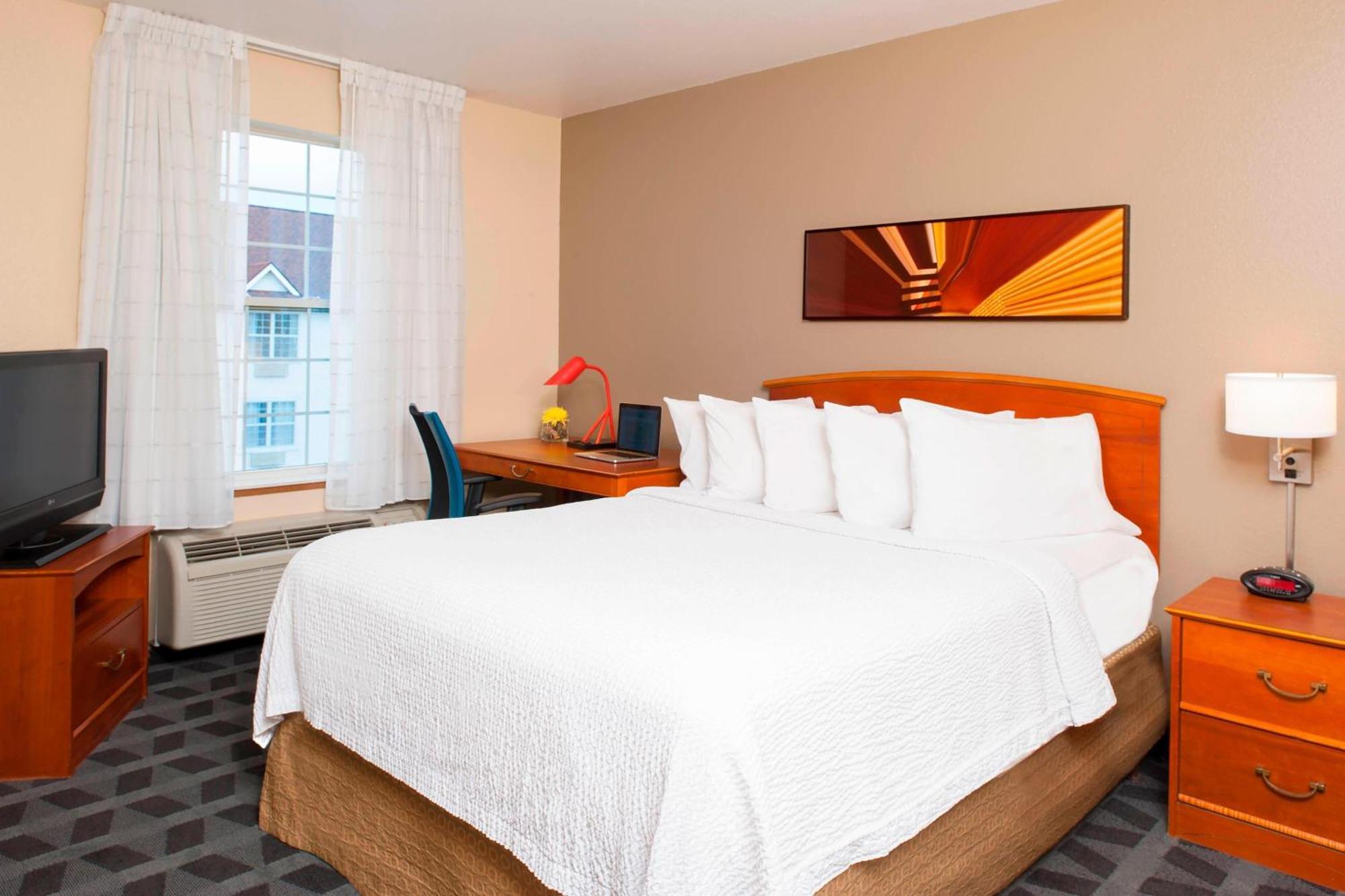 Towneplace Suites Indianapolis Park 100 Kültér fotó