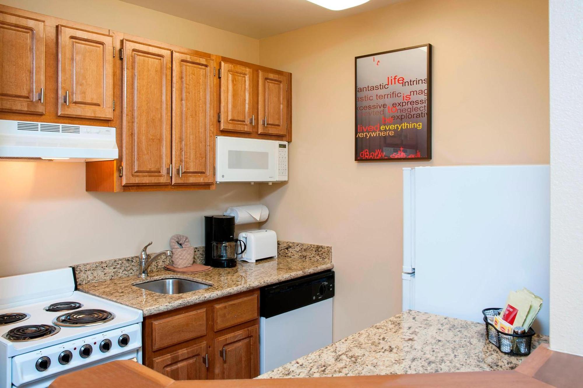 Towneplace Suites Indianapolis Park 100 Kültér fotó