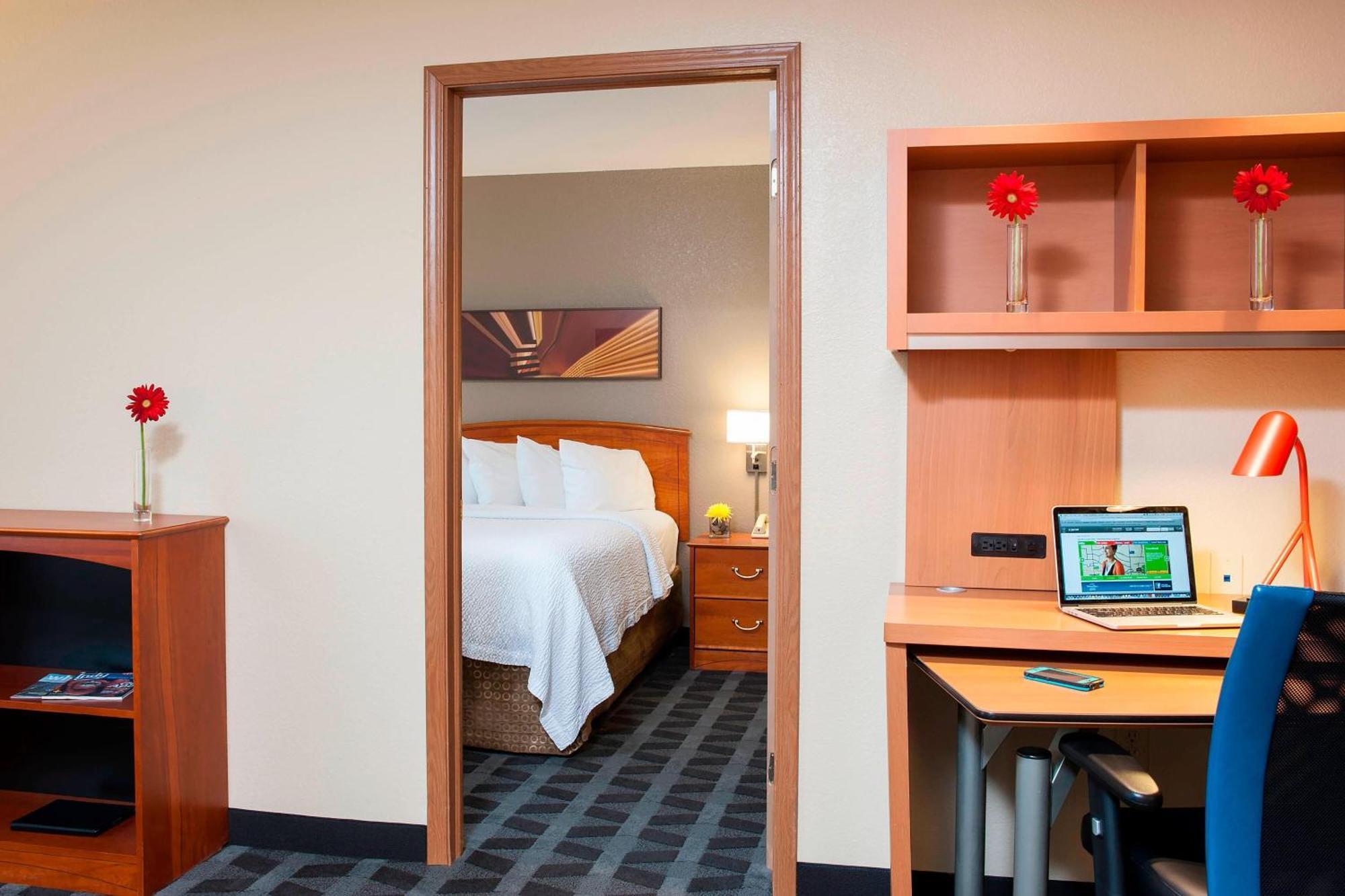 Towneplace Suites Indianapolis Park 100 Kültér fotó